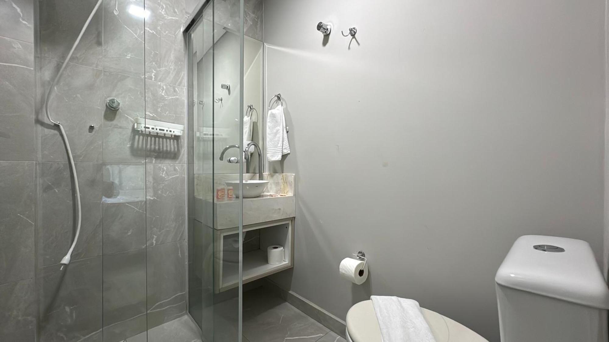 4- Studio para casal. Ótima Localização Curitiba Extérieur photo